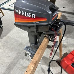 Mariner 8 hp kicker Motor
