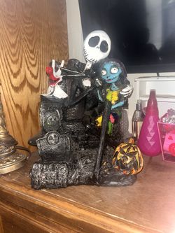 Jack And Sally 10’ Statue