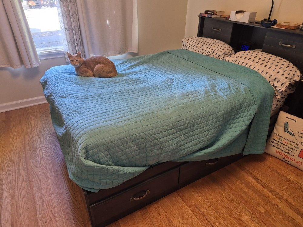 Full Bed Frame And Dresser