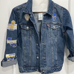 Levi’s Customized  “ Burlingame -Warriors- Wrestler Button & Stiched (Size Youth Medium) Like New  $25