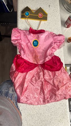 Costume
