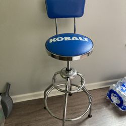 Kobalt Garage Seat. $80 OBO moving and Need sold ASAP