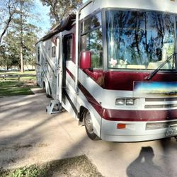 2001 Winnebago Bravo MH