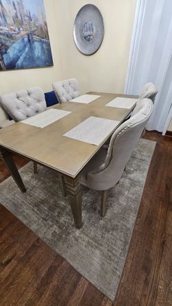 Dining table and 4 chairs