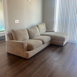 Sectional Sofa 