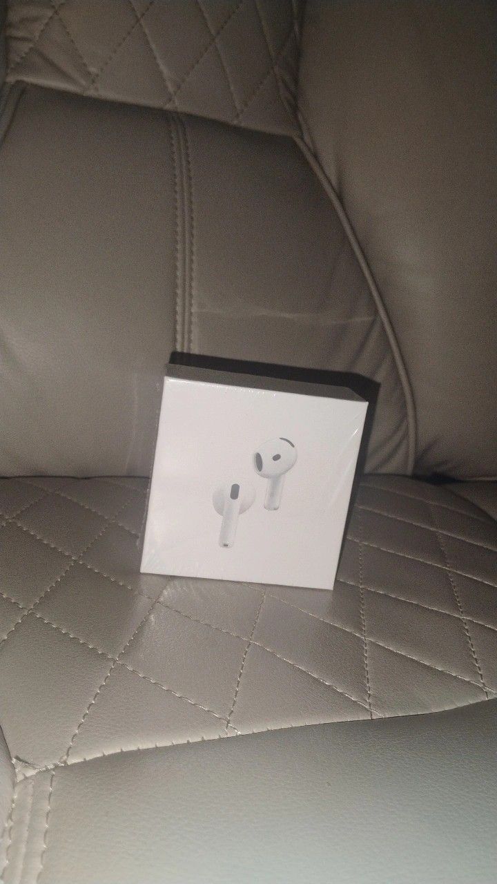 AirPods 4 With Active Noise Cancellation