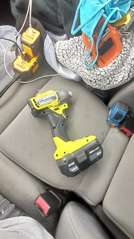 RYOBI IMPACT DRIVER WITH BATTERY ONLY 