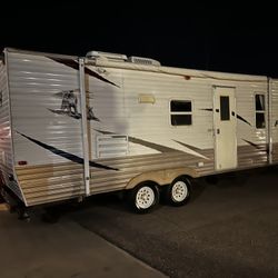 2007 Puma Forest River 25 foot bunkhouse