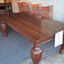 Dinning table with 4 chairs