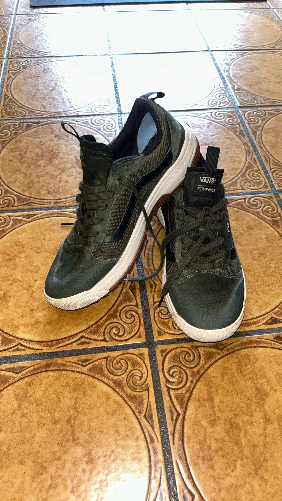 Mens Vans Ultra Range(Hunter Green)Size11 $25