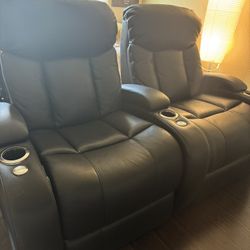 Gently Used Leather Recliners 