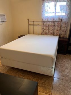 Queen BED