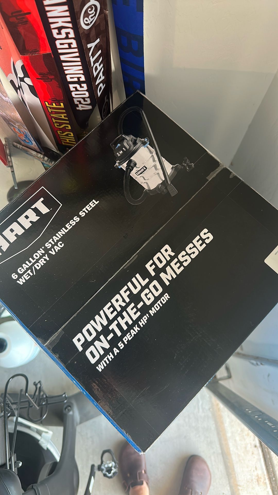 HART 8 Gallon 6 Peak HP Stainless Steel Wet/Dry Vacuum