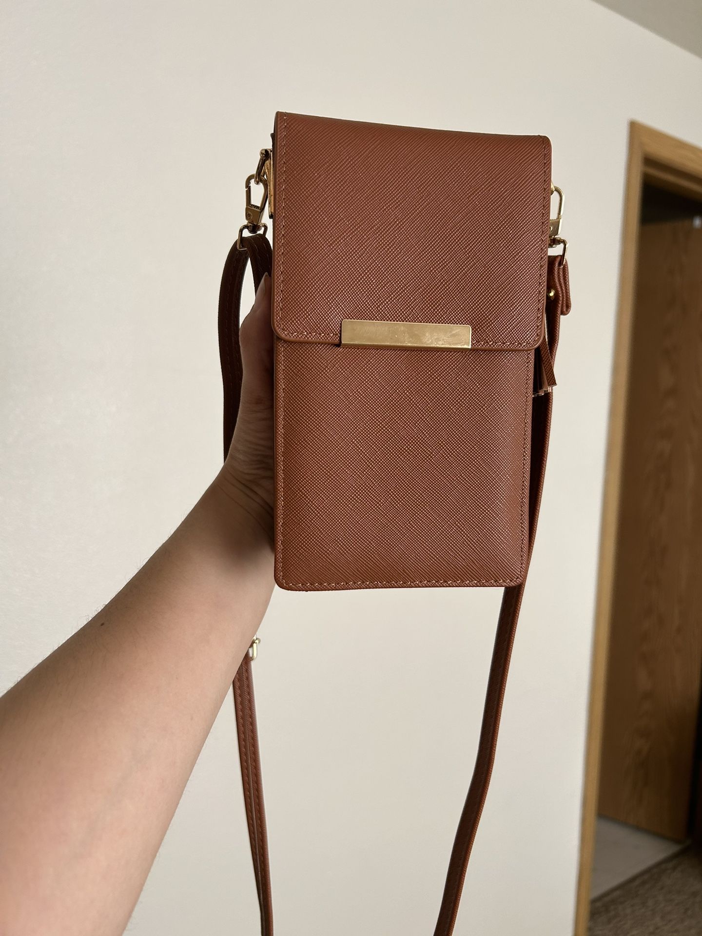 Mini Crossbody Wallet 