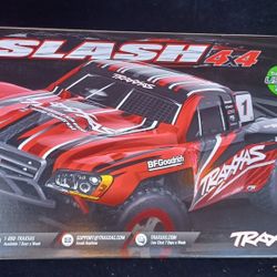 Traxxas Slash 4x4 1/16 In Factory Sealed Box