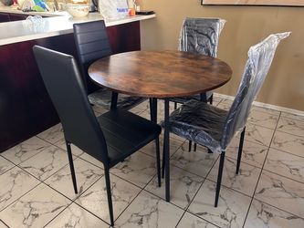 Dining table set