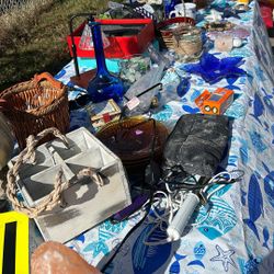 Yard Sale  Today Saturday 25 And 26th