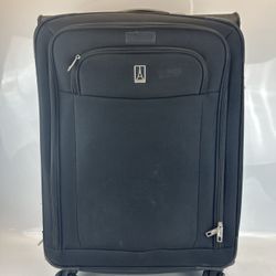 TRAVELPRO Medium Check-in Expandable 4 Wheel Luggage 28”