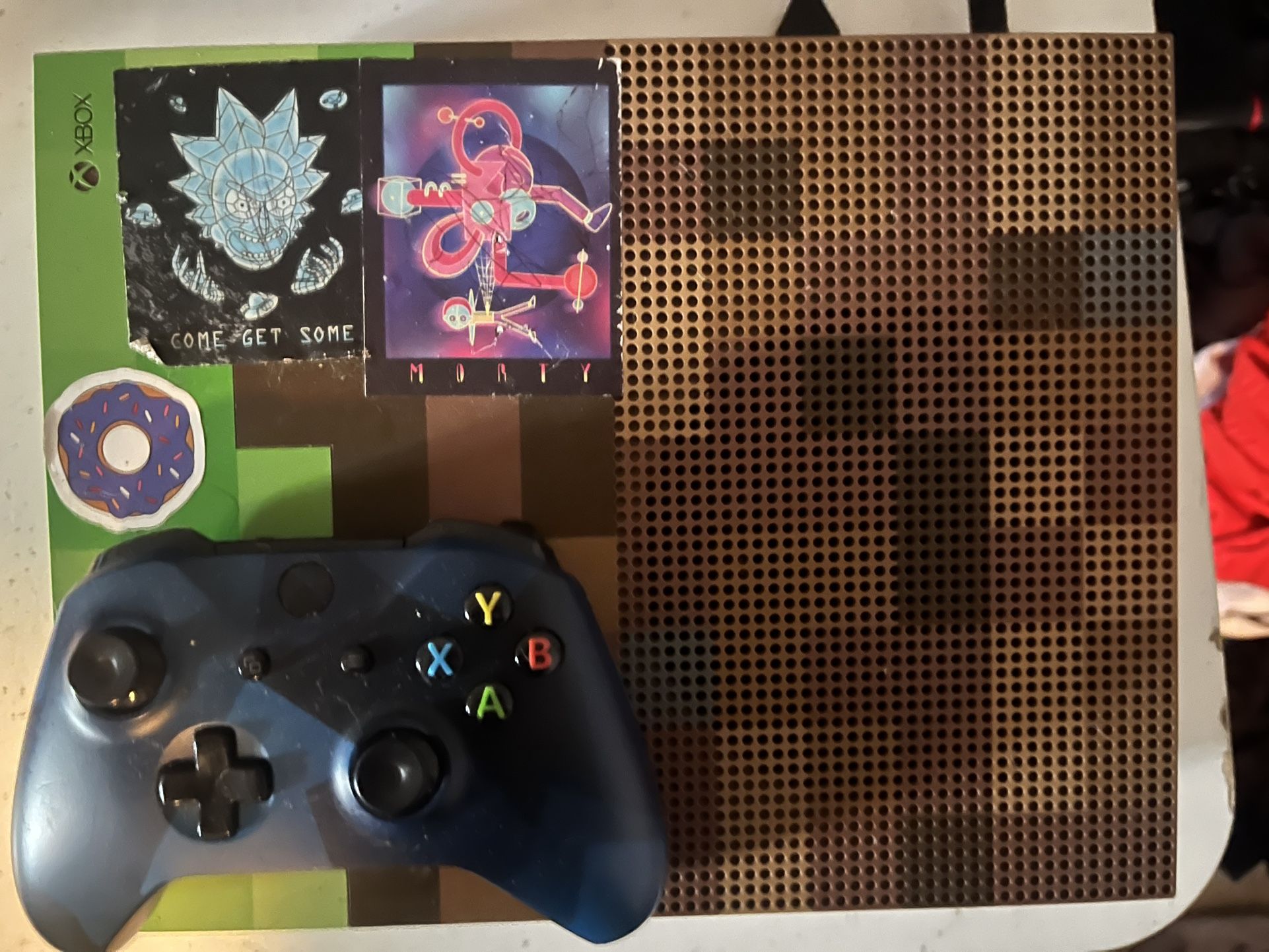 Xbox One S Minecraft Edition