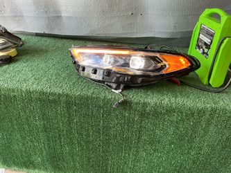 2017 2020 Ford fusión. Full led headlight left side  oem