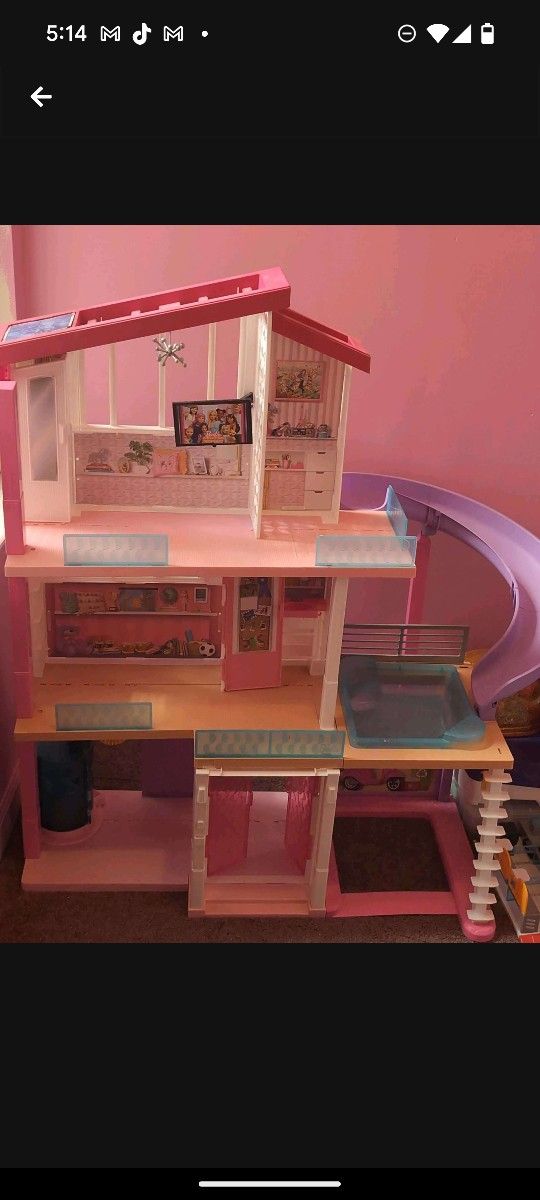 Barbie Dream House (2021 Edition)