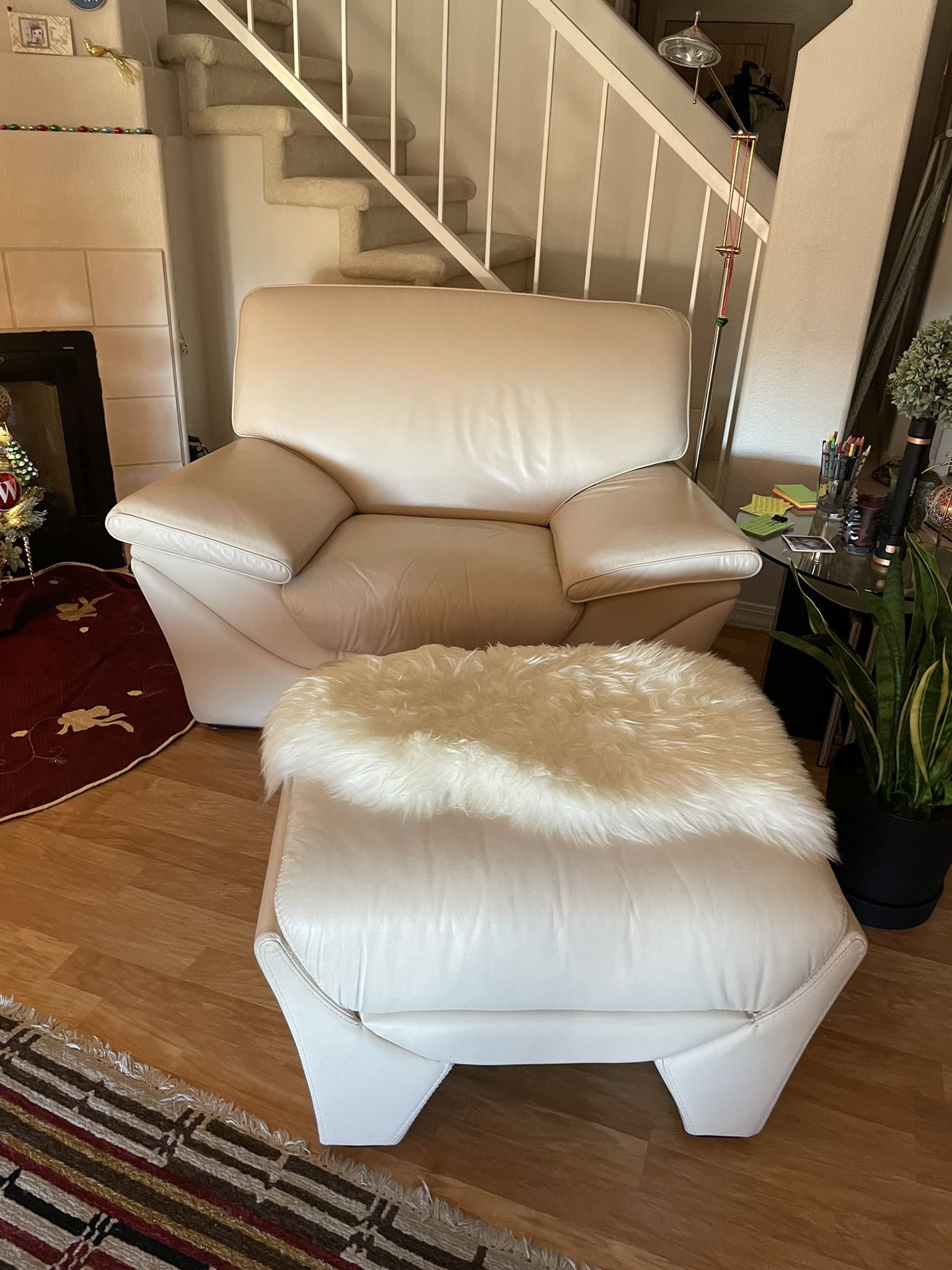 Cream Leather Chair & Ottoman