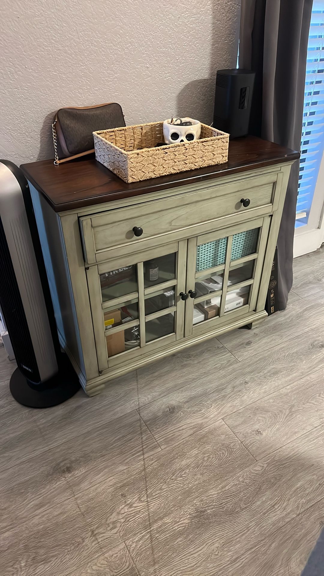 Entry Table/Coffee Bar
