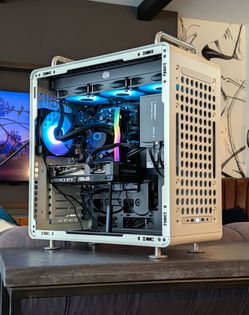 Cooler Master RTX 5060 / Ryzen 7 5800X3D / 16GB 3600Mhz / 1,25 TB SSD Gaming PC