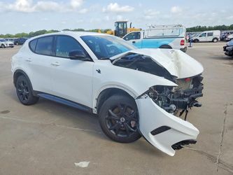 2022 Dodge Hornet Parts Only