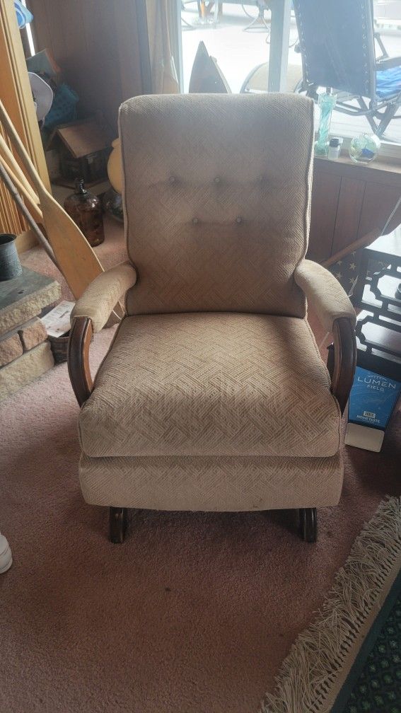 Antique Rocking Chair 