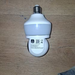 Title:
“Sight Bulb HD Smart Bulb Camera – 360° Pan/Tilt – Works Great”