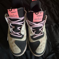 Women Jordan’s Delta 2 