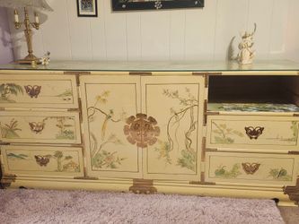 Oriental dressers