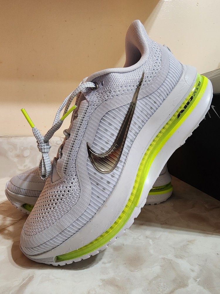 Nike Pegasus Premium Race Series 9 & 9.5