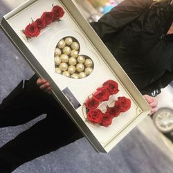 Mother’s Day 💝 Fresh Roses And Chocolates / Hermoso Regalo Del Día Del San Valentin