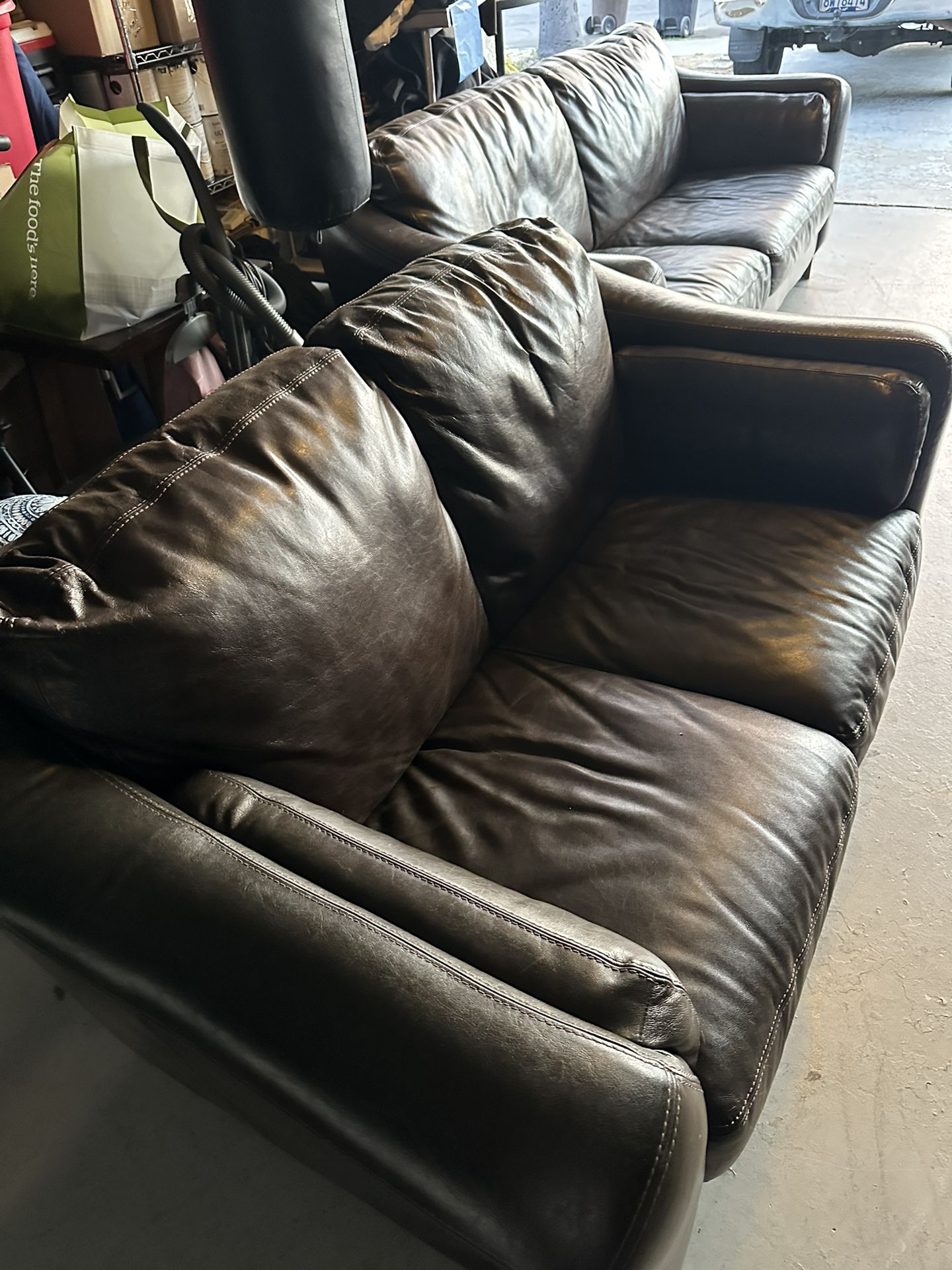 2 Leather Couches In Great Condition 