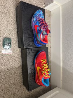 Nike Kobe Sneakers – 2 Pairs