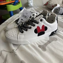 Minnie Mouse Shoes