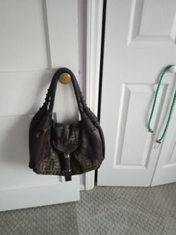 Fenci purse