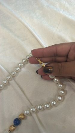 Pearl Beaded Necklace with Gold Clasp
