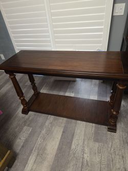 Sofa/console solid wood table