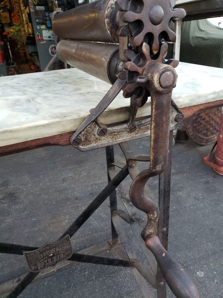 DeMuth MFG. Co. Improved Dough Kneader & Beaten Biscuit Machine