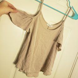 Flowy cute cold shoulder top