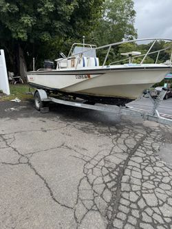 1989 Boston whaler Outrage