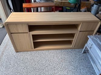 Gorgeous Modern Side Board/Entertainment Center
