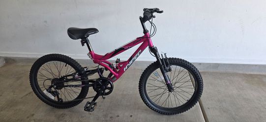 Hyper Bicycles 20" Girl's Swift Mountain Bike