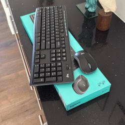 Logitech MK270 Full Wireless Combo