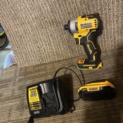 Dewalt 20 V impact Kit