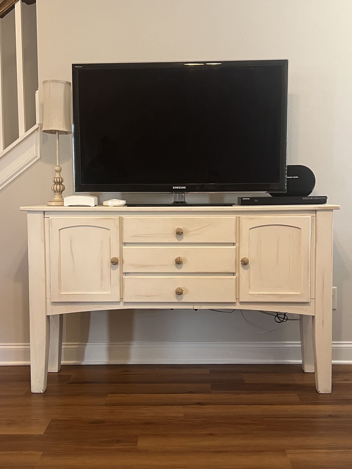 Buffet/Side Board/TV Stand