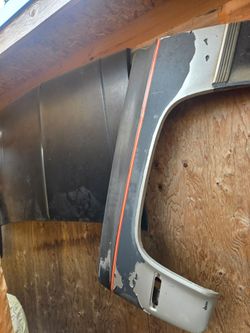 Mid 80's squarebody fenders and hoods